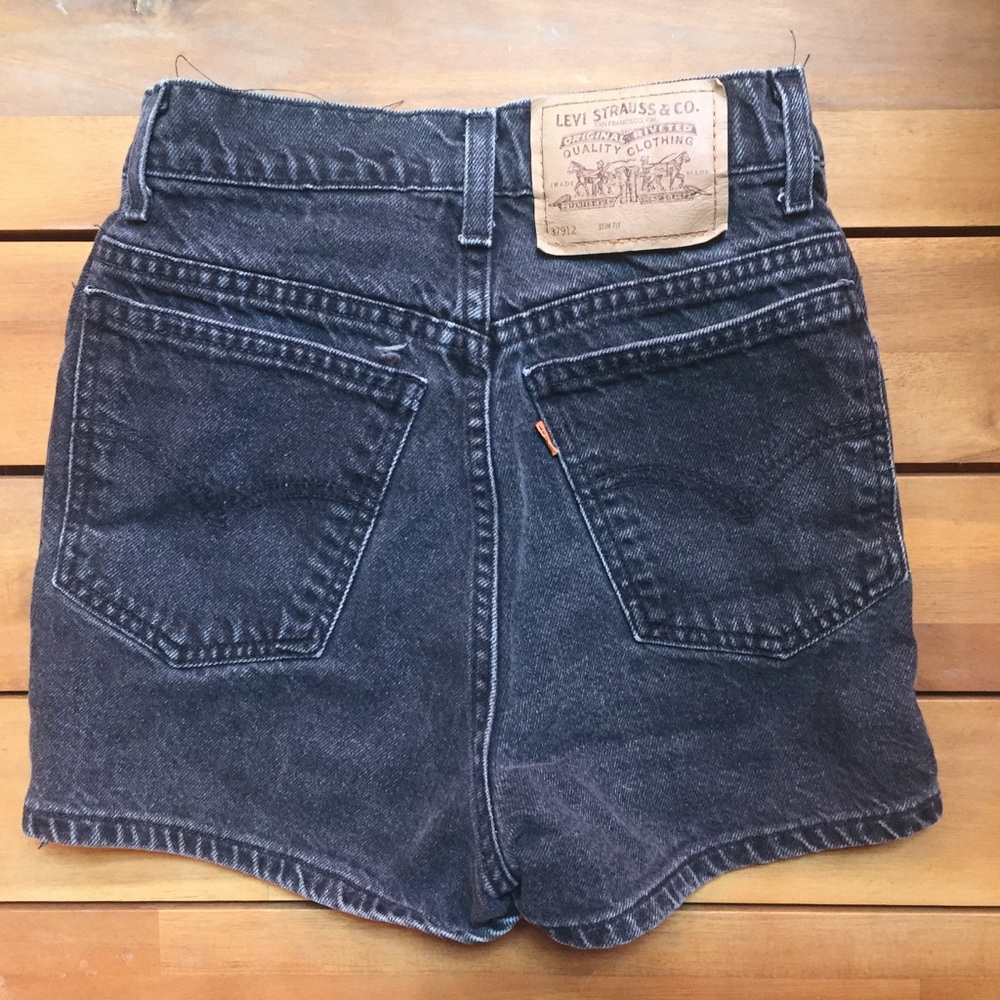 Levi's 912 Slim Fit Shorts